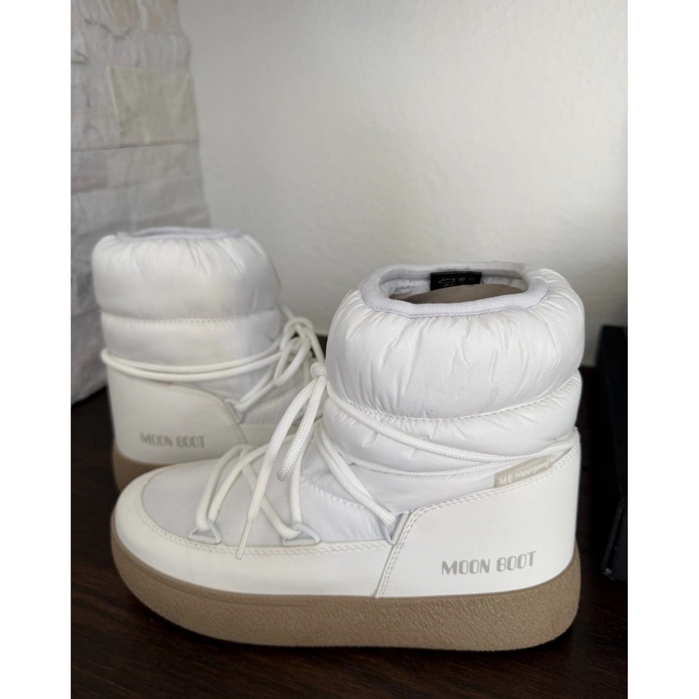 MOON BOOT LTrack Low Nylon Winter Boots - Waterproof! Size: 38 (US: Shoe Size 7)